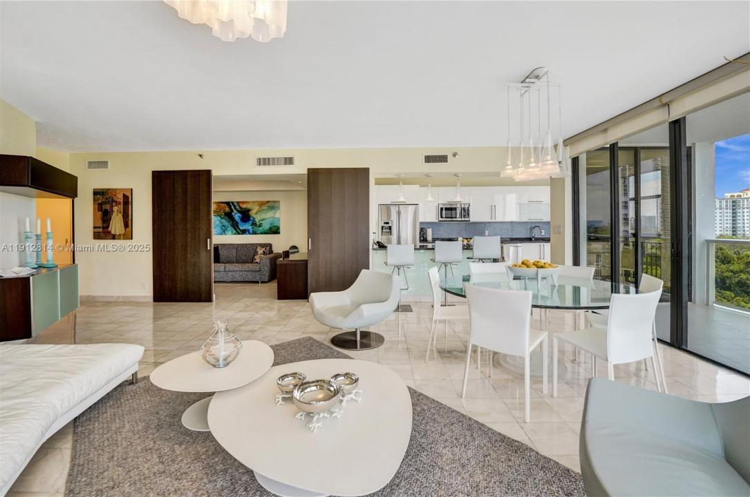 20281 E Country Club Dr 607, Aventura, Флорида 33180, Соединенные Штаты