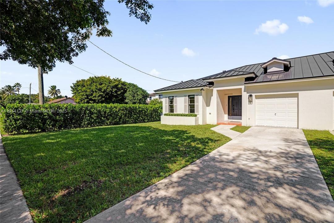 8371 SW 122nd St, Miami, Florida 33156