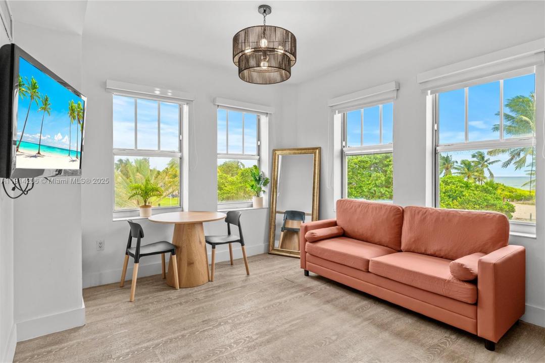 1060 Ocean Dr D302, Miami Beach, Florida 33139, Estados Unidos