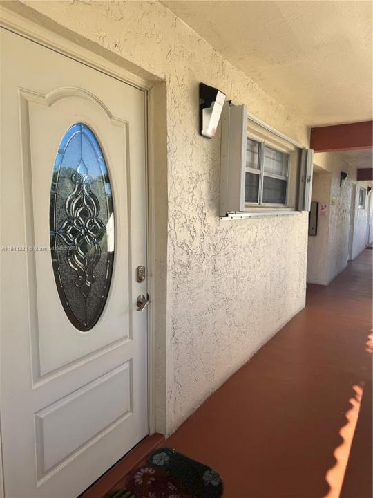 9811 N Hollybrook Lake Dr 306, Pembroke Pines, Floride 33025, États-Unis