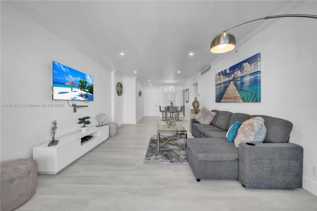 2501 S Ocean Dr PH38(september 7), Hollywood, Флорида 33019, Соединенные Штаты