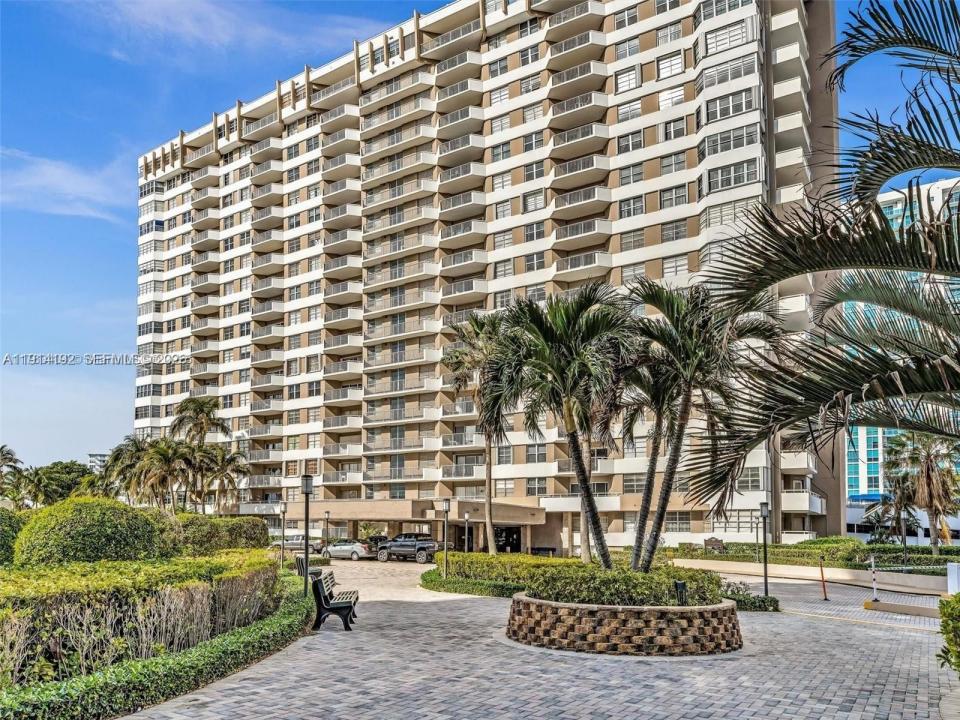 1965 S Ocean Dr 10 M, Hallandale Beach, Florida 33009, Stati Uniti