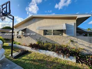224 SW 10th St 1, Hallandale Beach, Florida 33009, Amerika Birleşik Devletleri