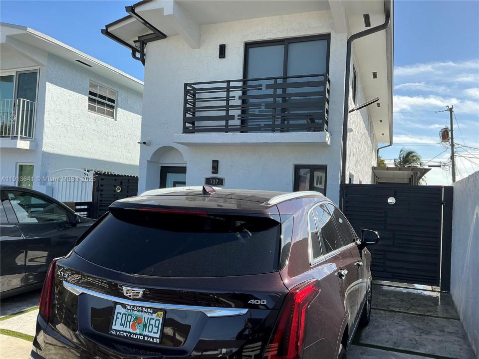 717 Tamiami Canal Rd, Miami, Floride 33144, États-Unis