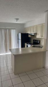 5480 W 21st Ct 201, Hialeah, Florida 33016, USA
