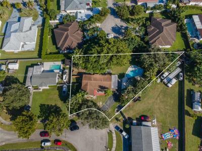 16305 SW 276th Ter, Homestead, Florida 33031, USA