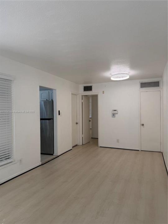 125 SW 1st Ave 125, Hallandale Beach, Florida 33009, Amerika Birleşik Devletleri