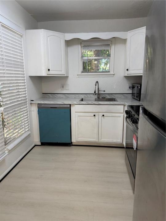 125 SW 1st Ave 125, Hallandale Beach, Florida 33009, Amerika Birleşik Devletleri