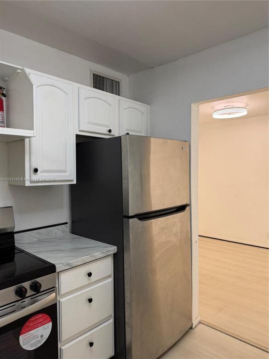 125 SW 1st Ave 125, Hallandale Beach, Florida 33009, Amerika Birleşik Devletleri