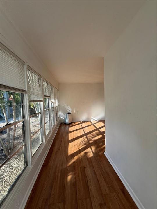 125 SW 1st Ave 127, Hallandale Beach, Florida 33009, Amerika Birleşik Devletleri