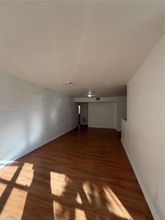 125 SW 1st Ave 127, Hallandale Beach, Florida 33009, Amerika Birleşik Devletleri