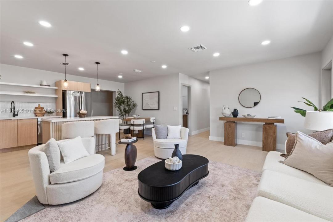 511 SW 72nd Ave, North Lauderdale, فلوريدا 33068, الولايات المتحدة