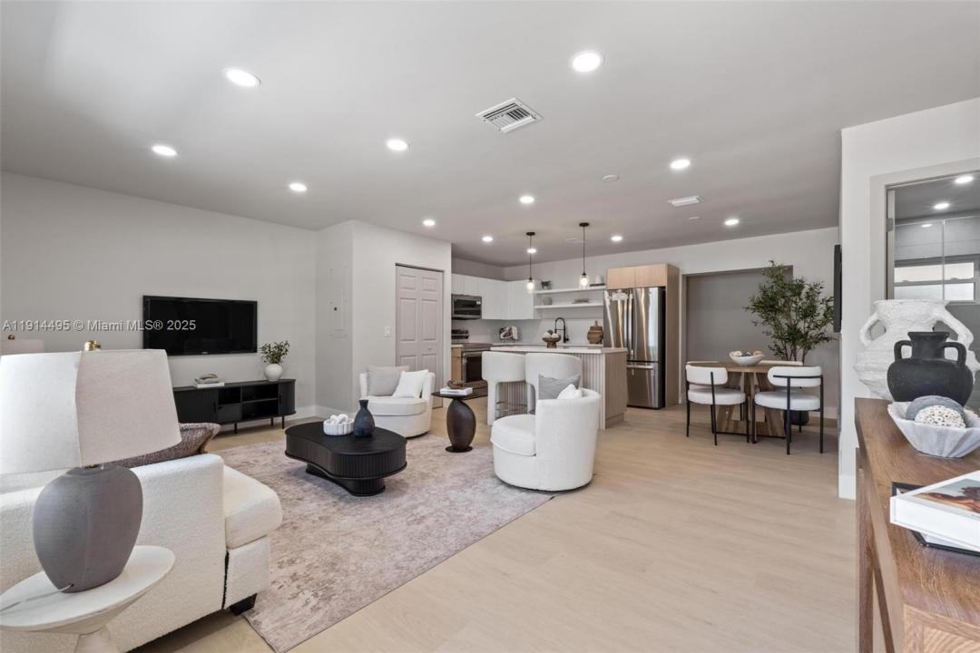 511 SW 72nd Ave, North Lauderdale, فلوريدا 33068, الولايات المتحدة