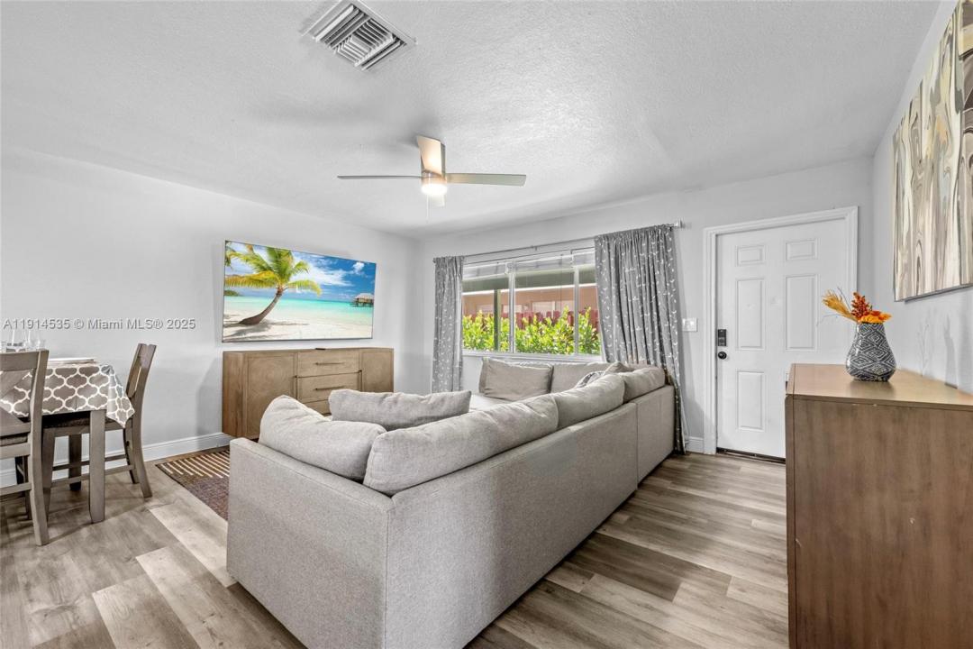 1208 NE 5th Ave 3, Fort Lauderdale, Florida 33304, Estados Unidos