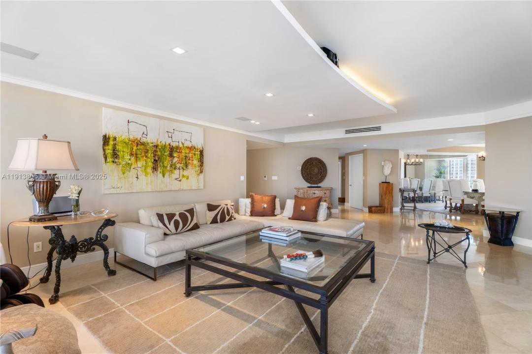 2600 Island Blvd 1605, Aventura, フロリダ 33160, アメリカ合衆国