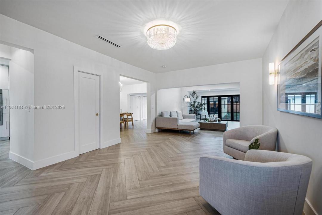 3153 Royal Palm Ave, Miami Beach, فلوريدا 33140, الولايات المتحدة