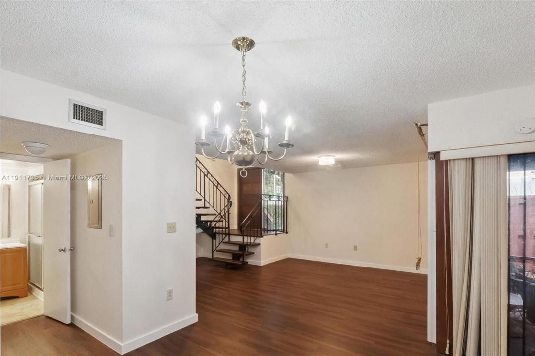 5975 SW 137th Ave 702, Miami, Florida 33183