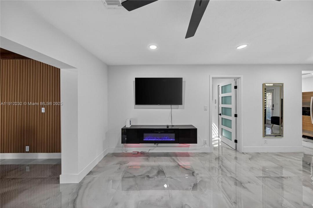 3130 SW 16th St 0, Fort Lauderdale, Florida 33312