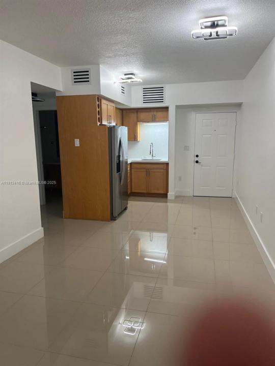 2630 SW 28th St 40, Miami, 佛罗里达州 33133, 美国