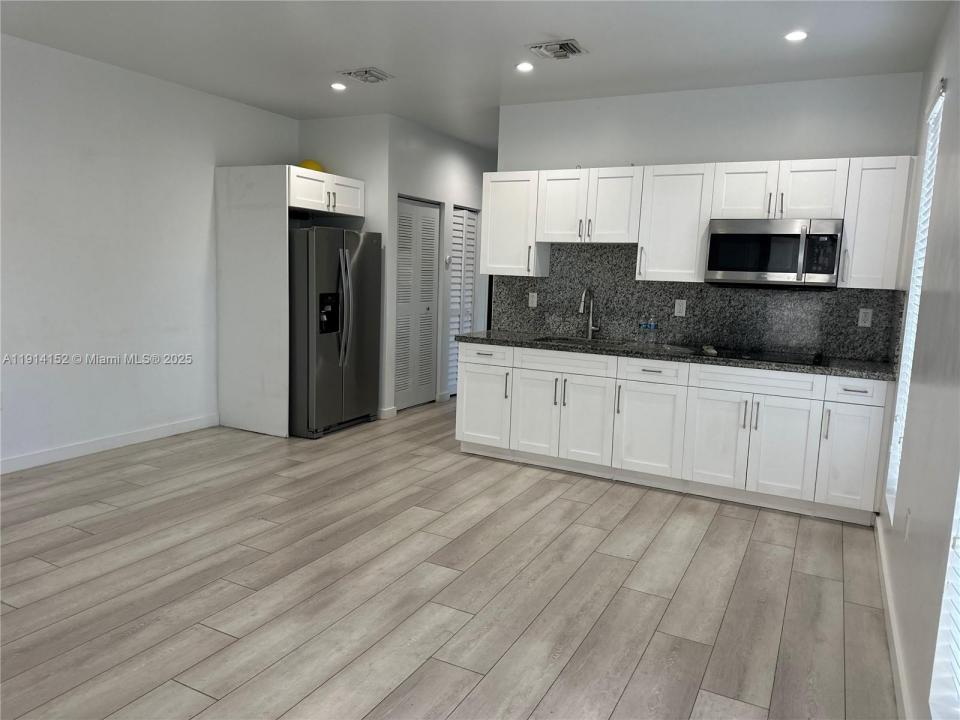 900 SW 43rd Ave 2, Miami, Floride 33134, États-Unis