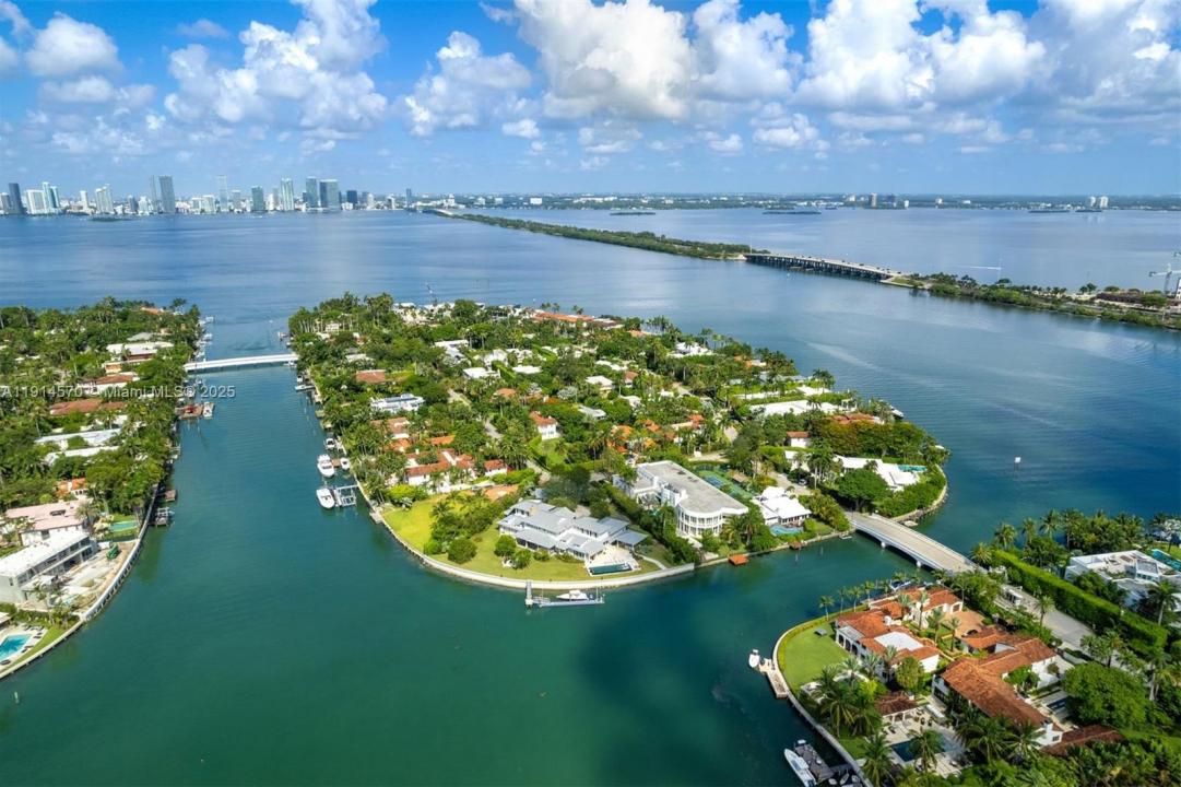 2815 Regatta Ave, Miami Beach, Flórida 33140, Estados Unidos