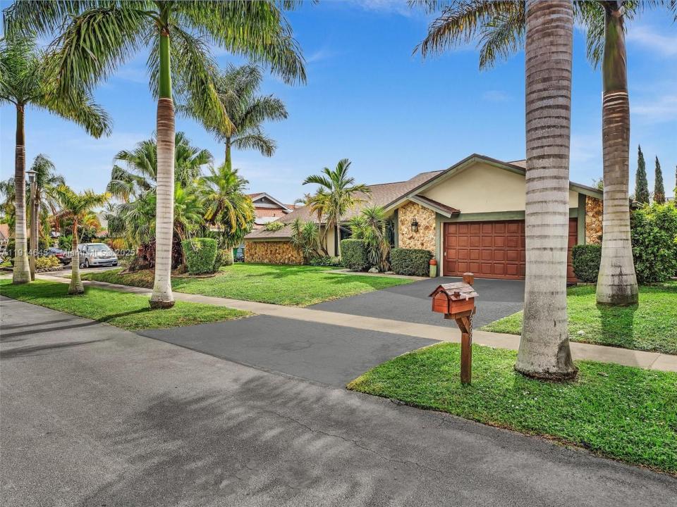 7390 NW 49th St, Lauderhill, Floride 33319, États-Unis