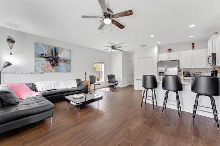 4029 NW 11th St, Lauderhill, Florida 33313, USA