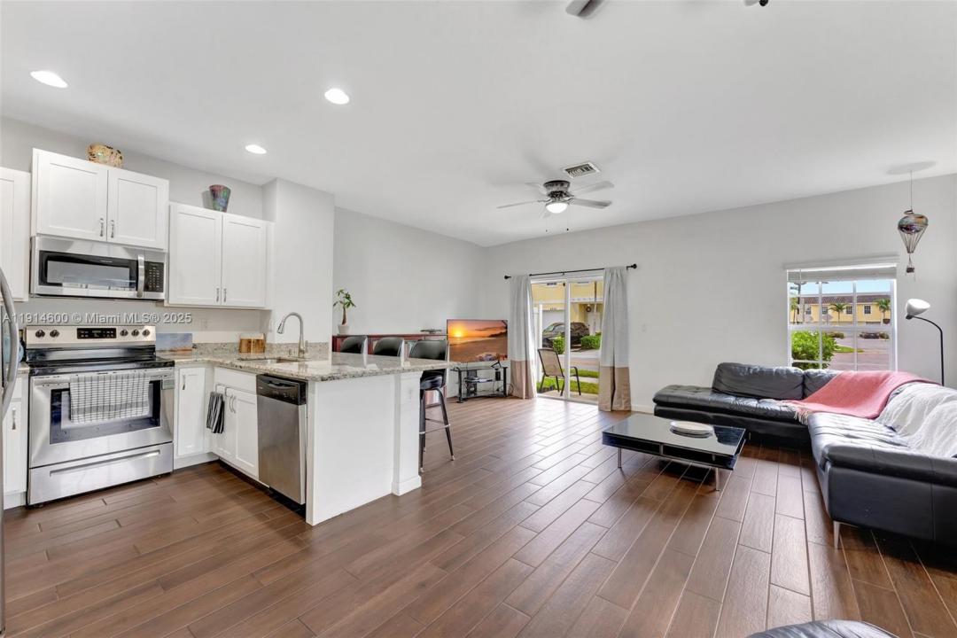 4029 NW 11th St, Lauderhill, Florida 33313, Stati Uniti