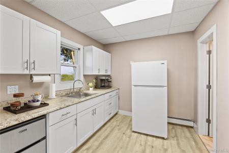 15 Carl Street E, Oyster Bay, نيويورك 11801, الولايات المتحدة