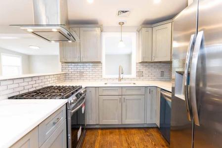 2 Holmes Road, Coventry, RI 02816, USA