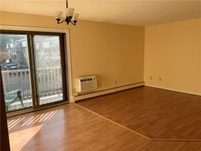 23 Village Court 23, West Warwick, Rhode Island 02893, Estados Unidos