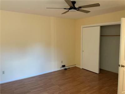 23 Village Court 23, West Warwick, Rhode Island 02893, Estados Unidos