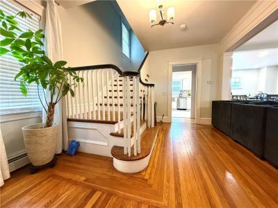 372 Farmington Avenue, Cranston, Rhode Island 02920, USA