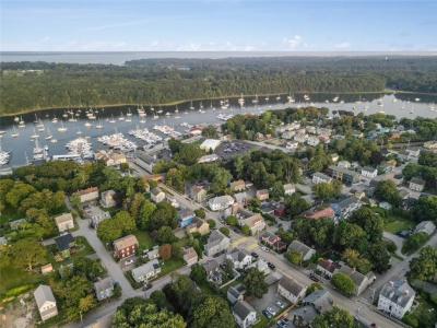 9 Joseph N Zenga Jr Boulevard 311, East Greenwich, Rhode Island 02818, États-Unis