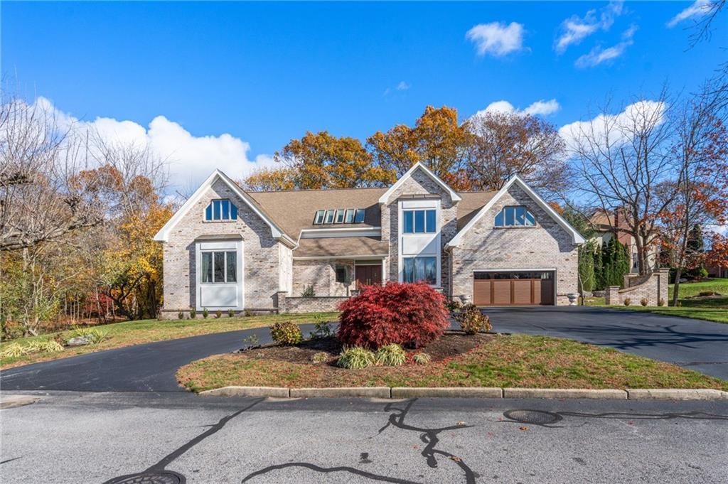 7 Oak Tree Lane, Cranston, Rhode Island 02920