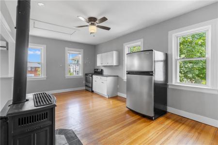 291 Maple Avenue 2, Barrington, Rhode Island 02806, Stati Uniti