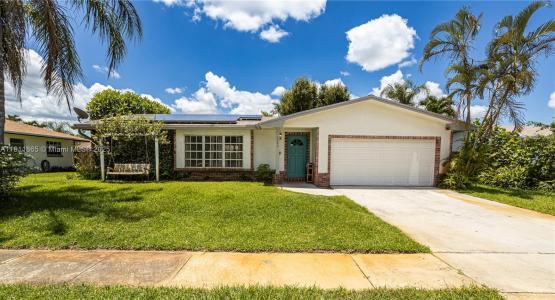 7940 NW 9th St, Margate, Florida 33063, USA