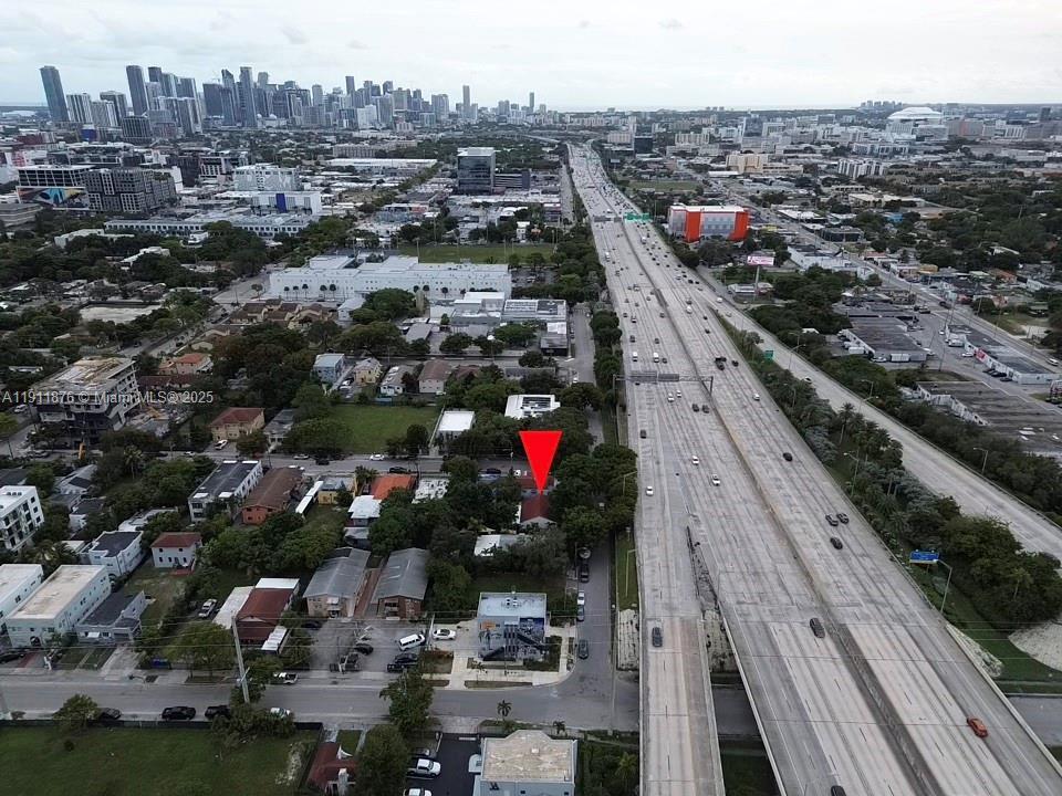 3413 NW 6th Ave, Miami, Floride 33127, États-Unis