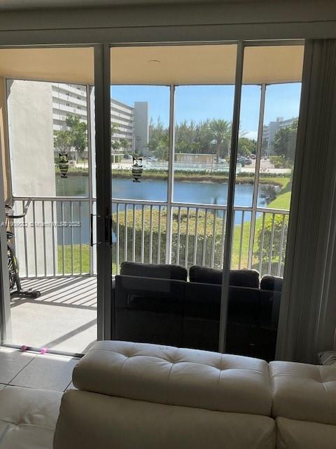 1770 NE 191st St 206-1, Miami, Floride 33179, États-Unis