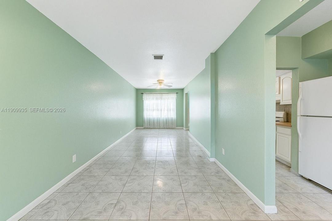 427 NW 84th Ter 427, Miami, Floride 33150, États-Unis
