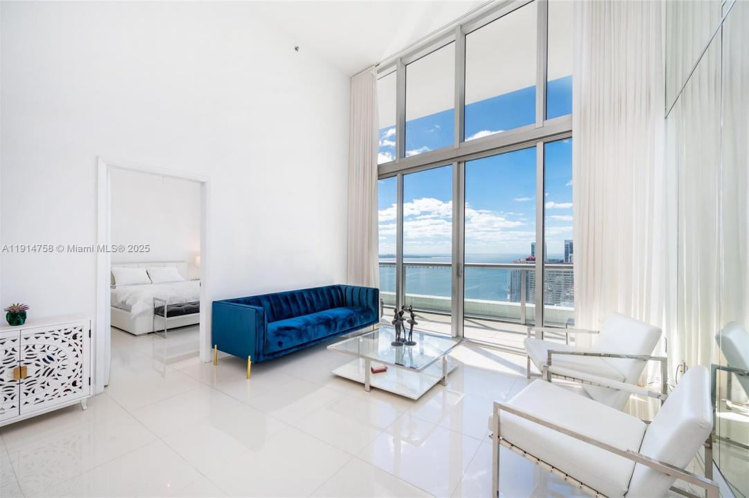 495 SE Brickell Ave 4103, Miami, Floride 33131, États-Unis