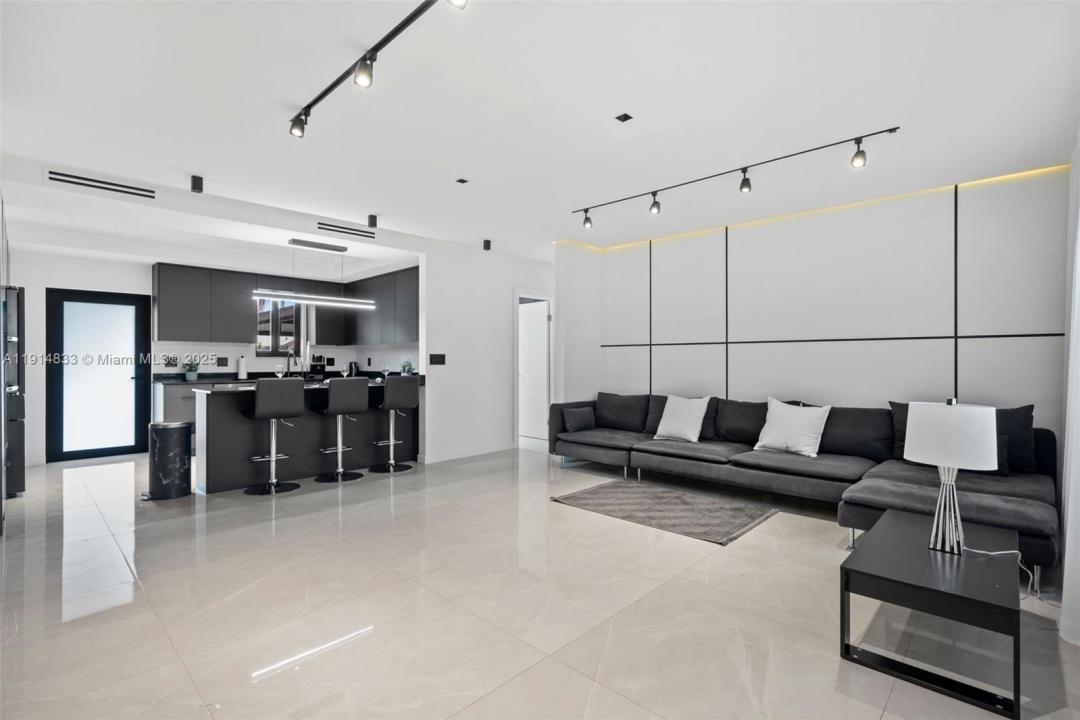 1101 N 14th Ave, Hollywood, Флорида 33020, Соединенные Штаты