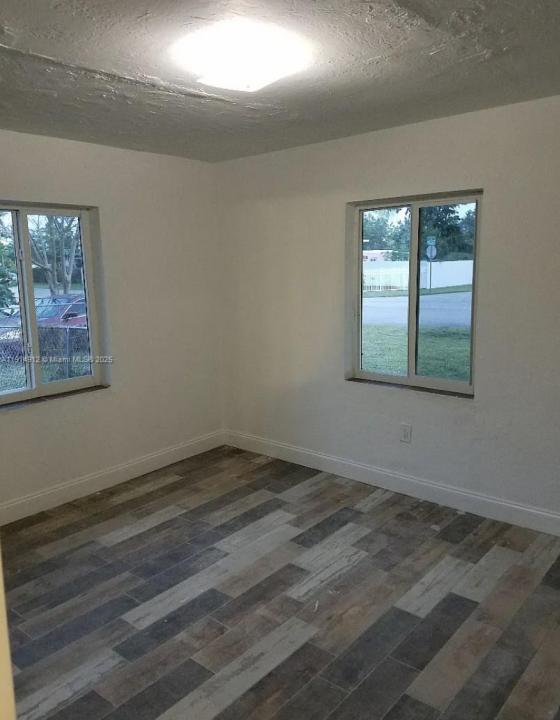 2125 NW 126th St, Miami, Florida 33167, Estados Unidos