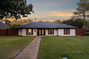 2342 King Richard Drive, Grand Prairie, Texas 75050