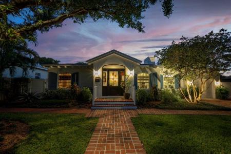 302 NW 16th Street, Delray Beach, Florida 33444