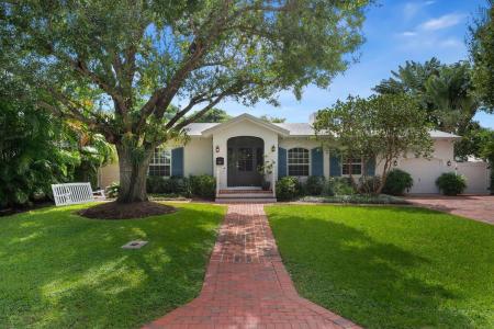 302 NW 16th Street, Delray Beach, Florida 33444