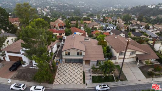 Flintridge Drive, Glendale, California 91206