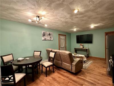 44 Beatrice Avenue 2, 워릭, 로드아일랜드 02889, 미국