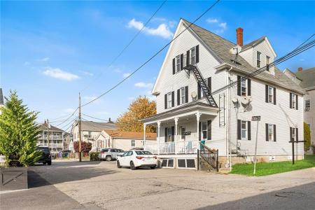 2 Chilton Street, Bristol, RI 02809, USA