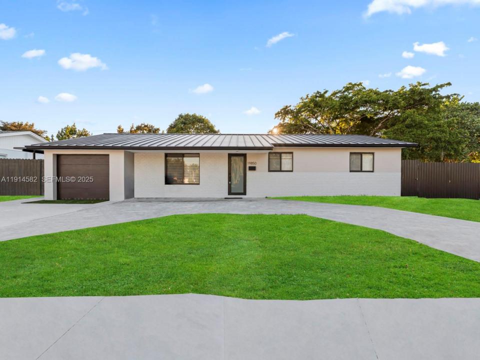 19850 Franjo Rd 19850, Cutler Bay, Florida 33157